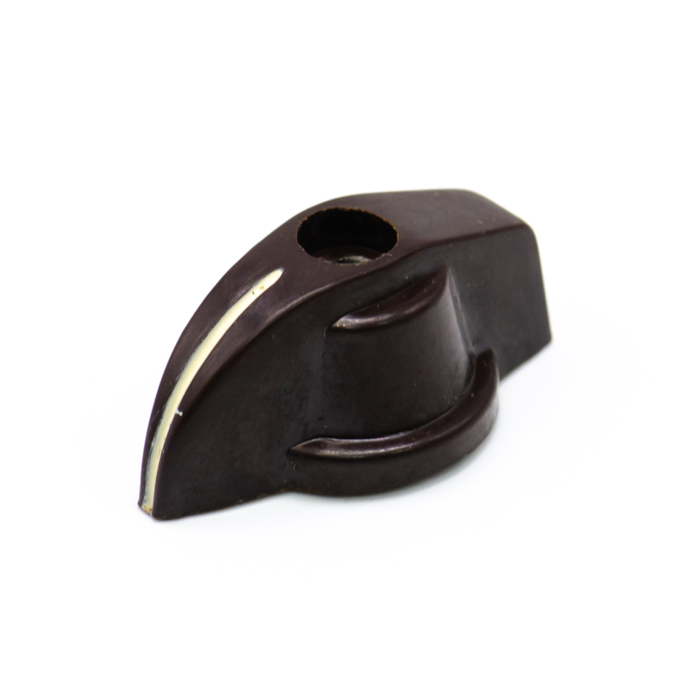 4.252 под П2Г Ручка-клювик приборная, отв. 6мм, длина 27мм , фото