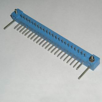 МРН22-1 Вилка пластмассовый корпус., фото