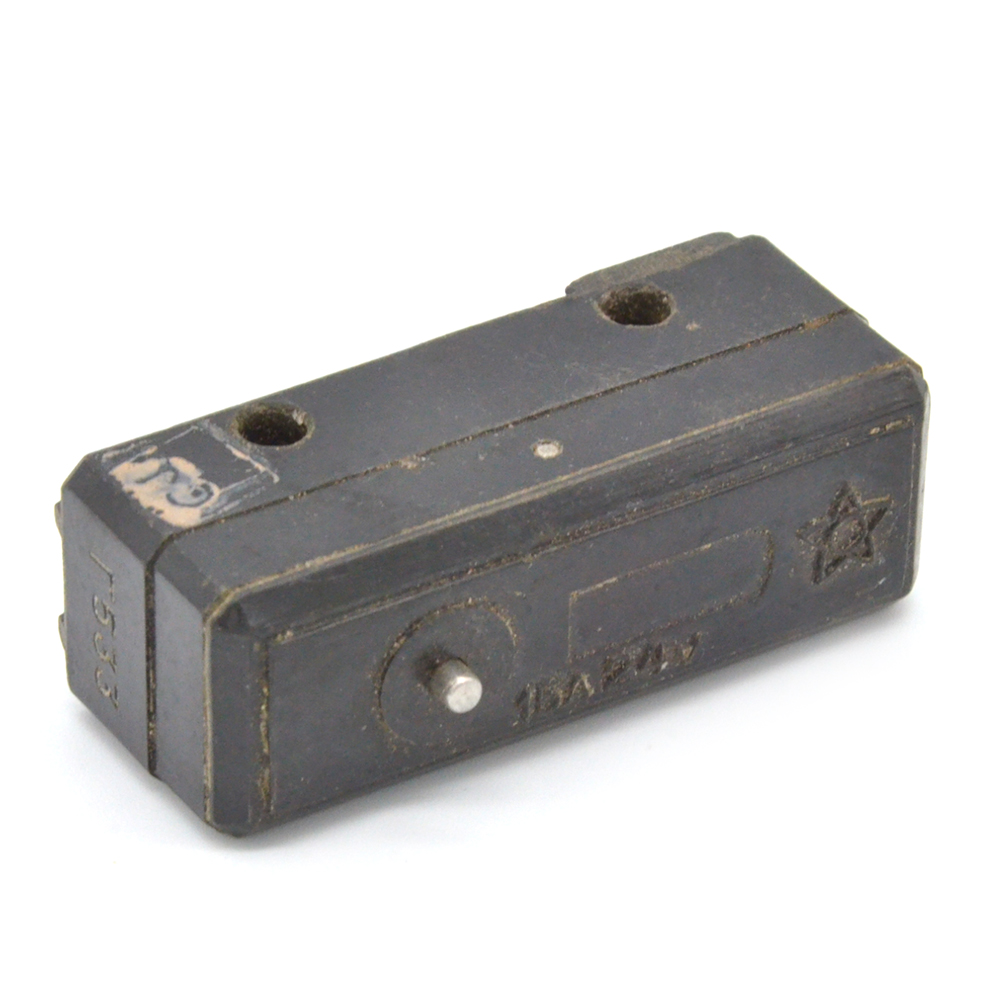 ВК1-141 (А801) под пайку кнопка 15А(Ампер) 24VDC(Вольт) 8A(Ампер) 220VAC(Вольт) Микропереключатель, фото