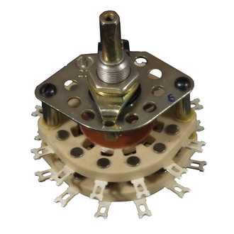 ПГК-5П4Н-6 5 положений 4 направления 3A(Ампер) 350V(Вольт) вал ОС-6 (гладкий с конической лыской с резьбой) Переключатель галетный, АГ0.360.204ТУ , фото