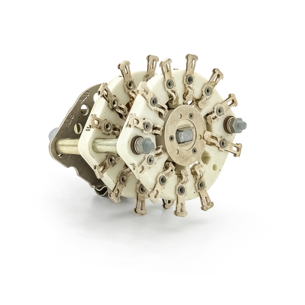 ПГК-21П1Н-К13 21 положение 1 направление 3A(Ампер) 350V(Вольт) вал ВС-3 ...